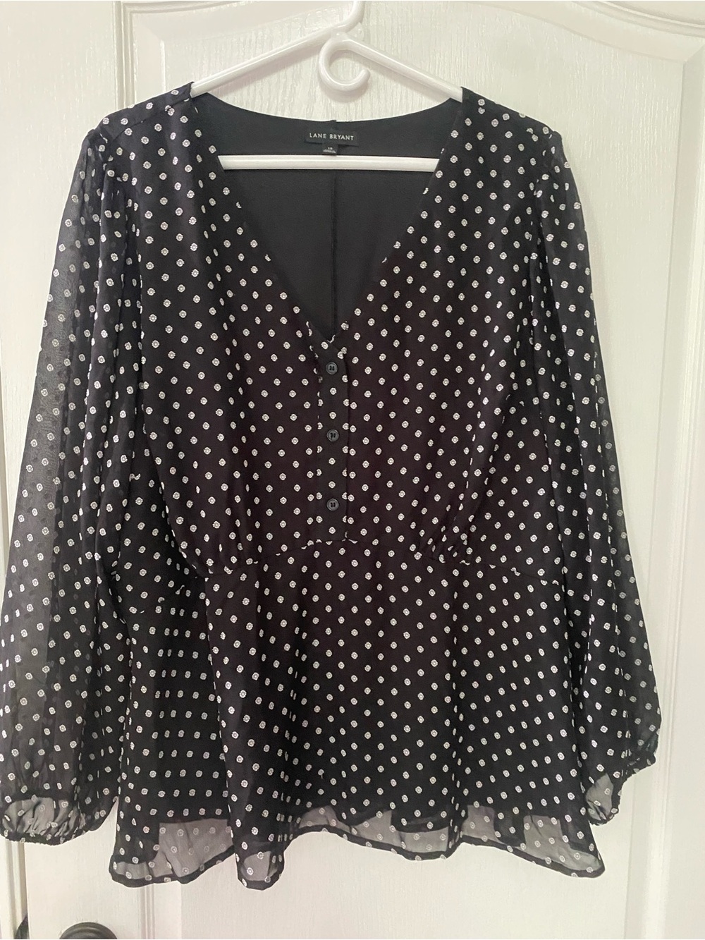 Lane Bryant Black & White Polka Dot V-Neck Peplum Blouse